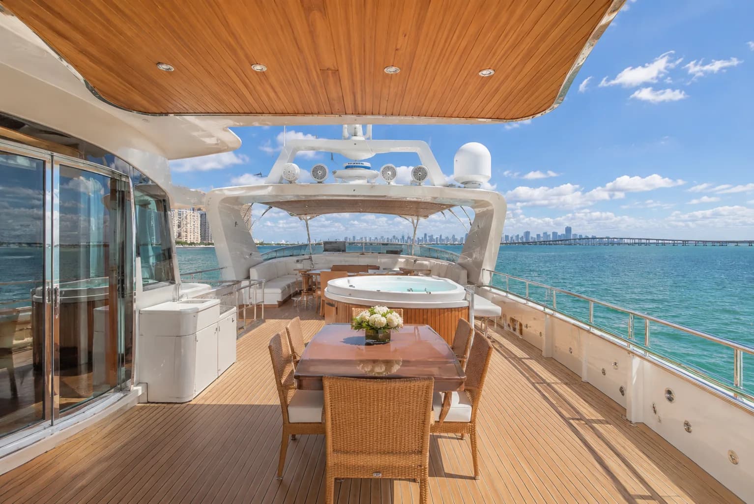 Sea Ray 54 ft — photo 2 of 3